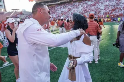 stephanie sarkisian first wife